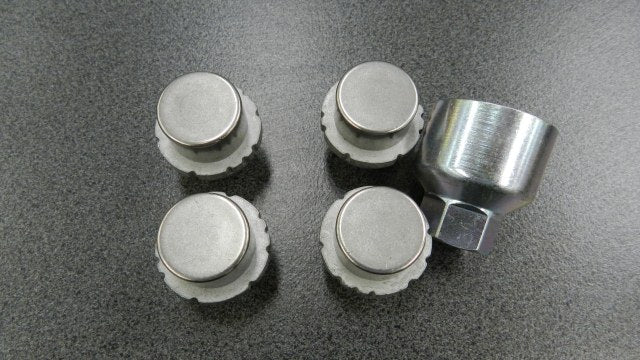 16-Piece Alloy Wheel Nut Set For Ford - Slim Turner Style, M12 X 1.5, 17mm Hex With Locking Key